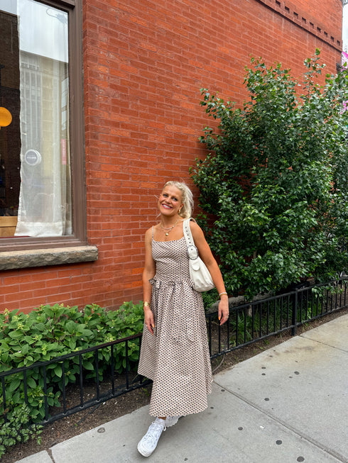 Hamptons House Midi Dress// Taupe