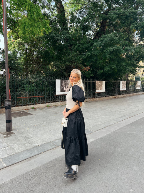 Fall in Paris Dress // Black