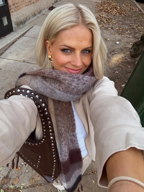 Fall Bae Scarf/ Black