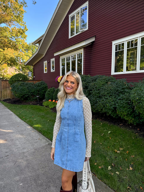 The Pippa Dress// Light Wash