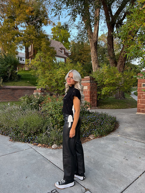 Bow Babe Sweater Top// Black *RESTOCKED*