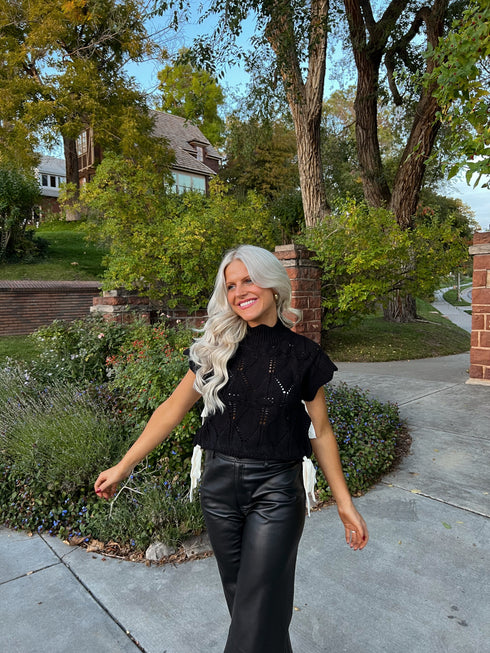 Bow Babe Sweater Top// Black *RESTOCKED*