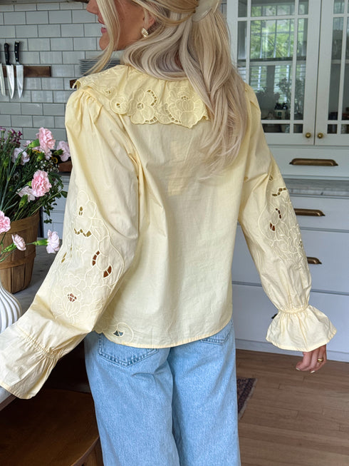 Maisie Meadow Top // Butter Yellow