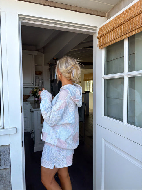 Club Quilted Short // Blue Floral