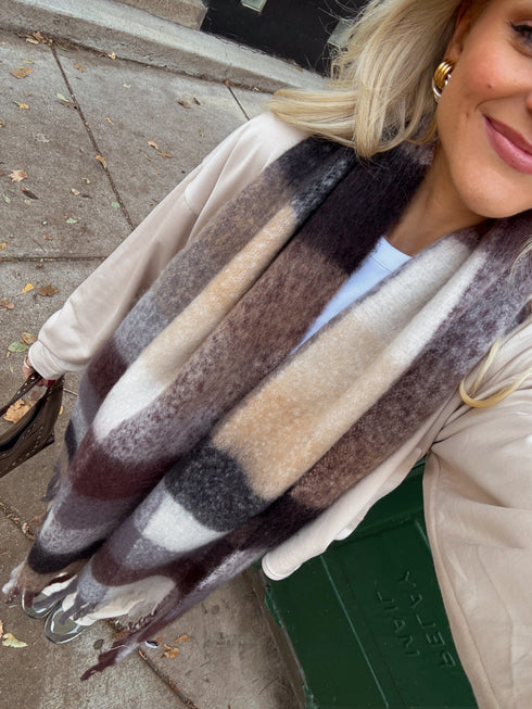 Fall Bae Scarf/ Black