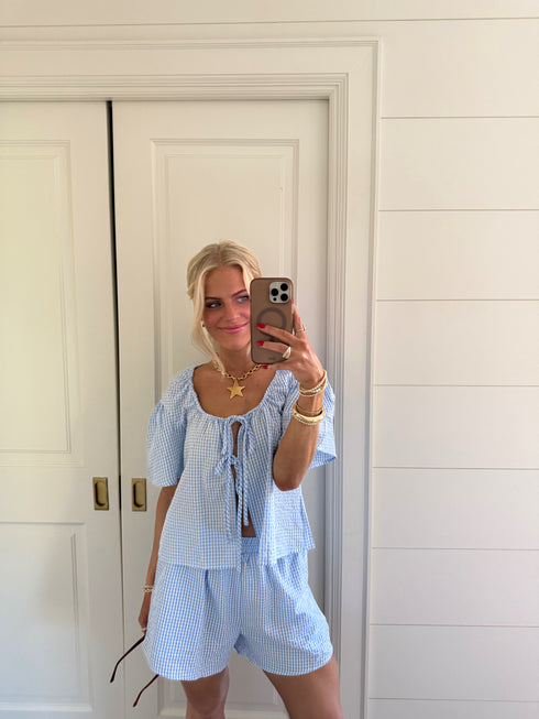 Strawberry Fields Set // Sky