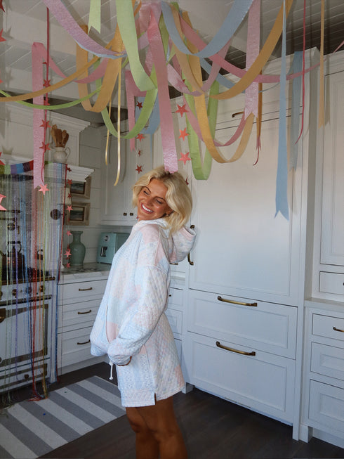 Club Quilted Short // Blue Floral