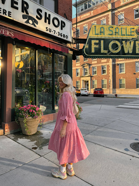 Lillies Love Midi Dress// Pink