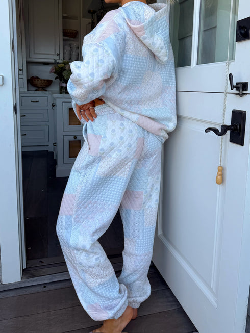 Club Quilted Pant // Blue Floral