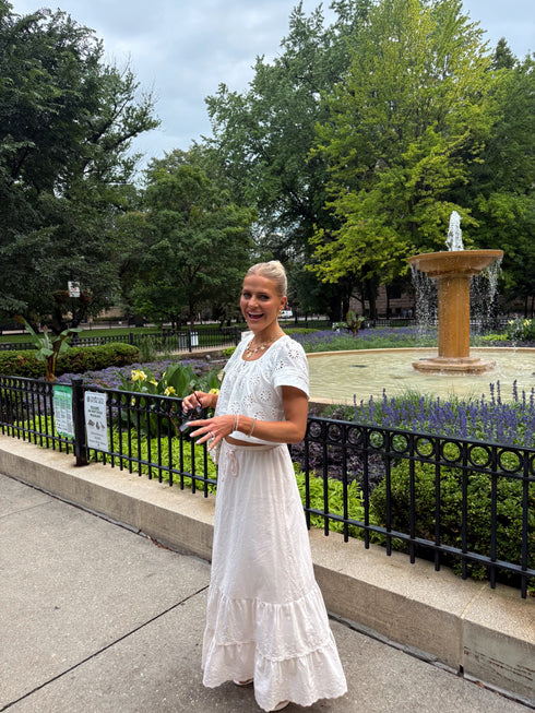 Morning Market Top // White