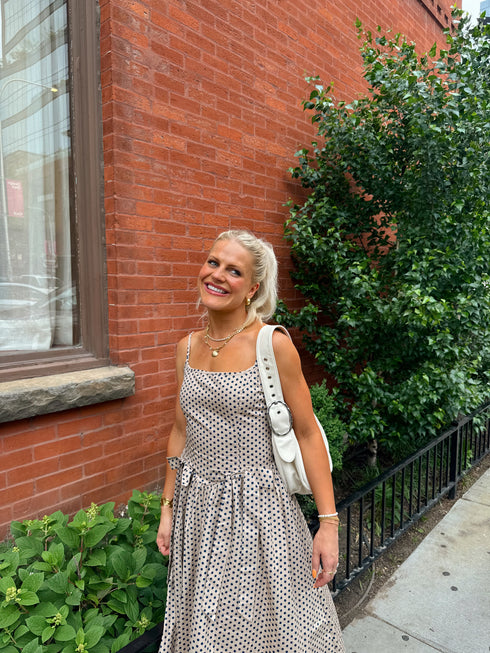 Hamptons House Midi Dress// Taupe