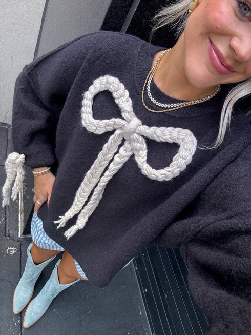Ribbons & Lace Bow Sweater // Black