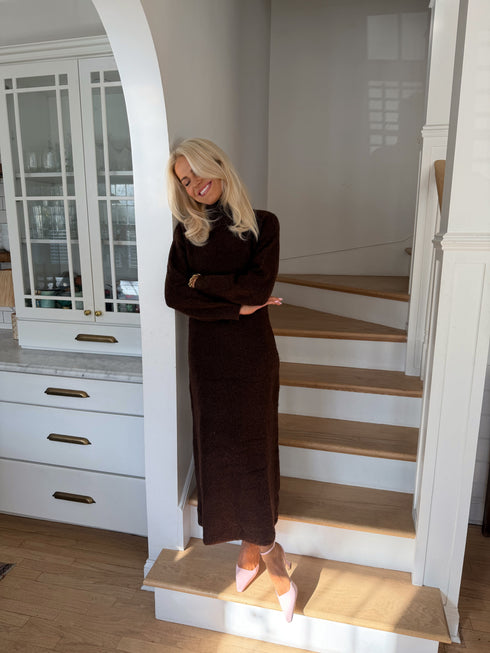 Isabel Sweater Dress // Cocoa