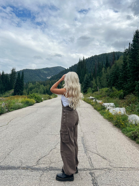 McCall Fall Overalls// Chocolate