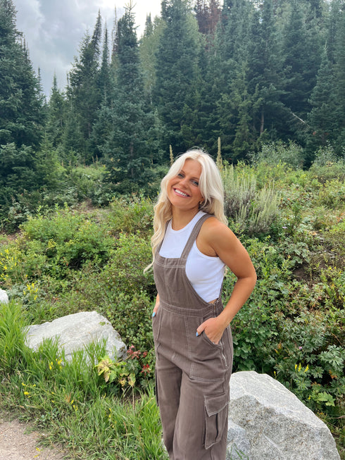 McCall Fall Overalls// Chocolate