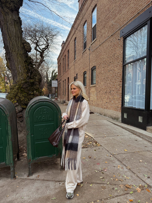 Fall Bae Scarf/ Black