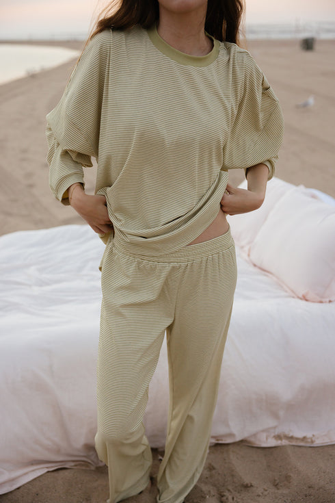 Saturdays Pullover// Matcha