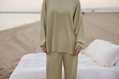 Saturdays Pullover// Matcha
