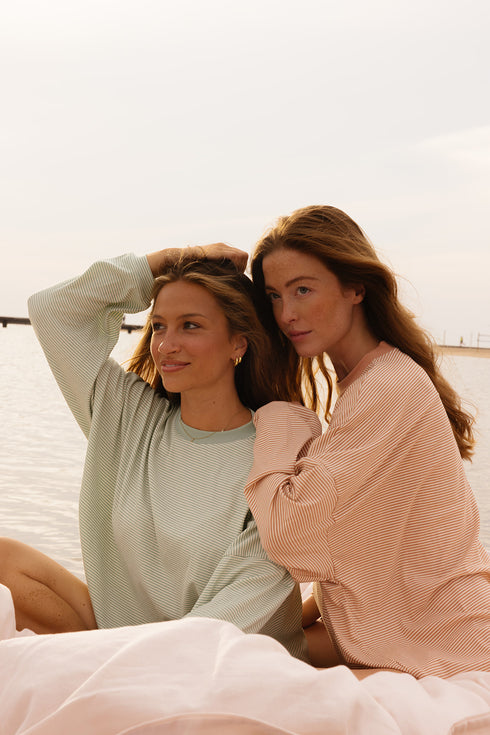 Saturdays Pullover // Tide