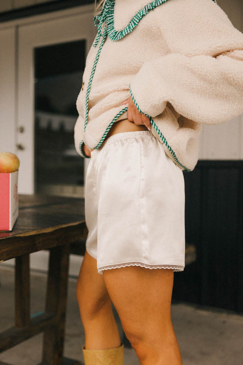 Goldie Satin Short // Cream