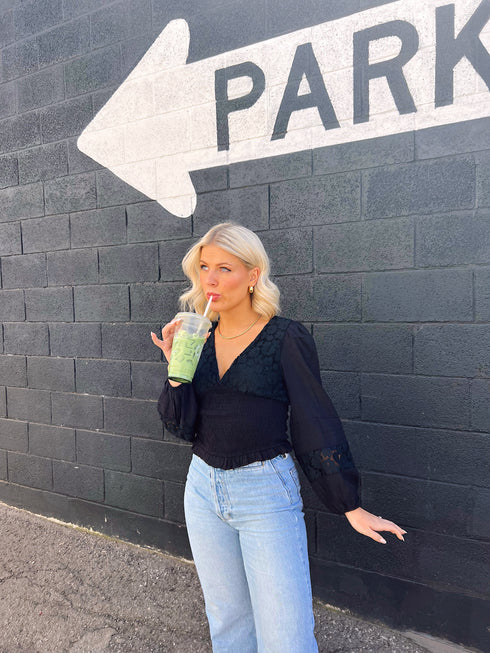 Sun Drenched Floral Top// / Black