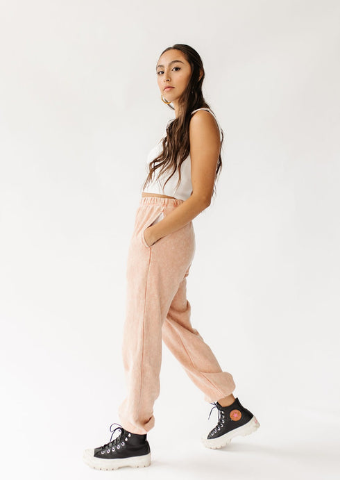 Vibe Check Washed Pant// Peach