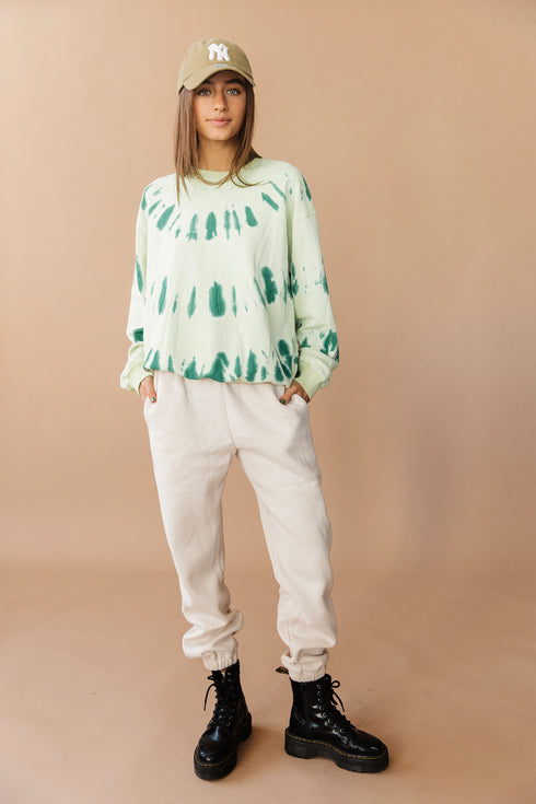 Under Control Tie Dye Pullover // Green