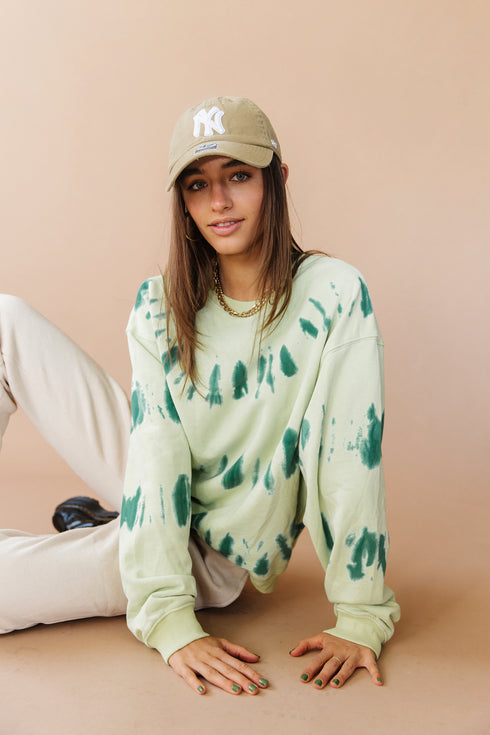 Under Control Tie Dye Pullover // Green
