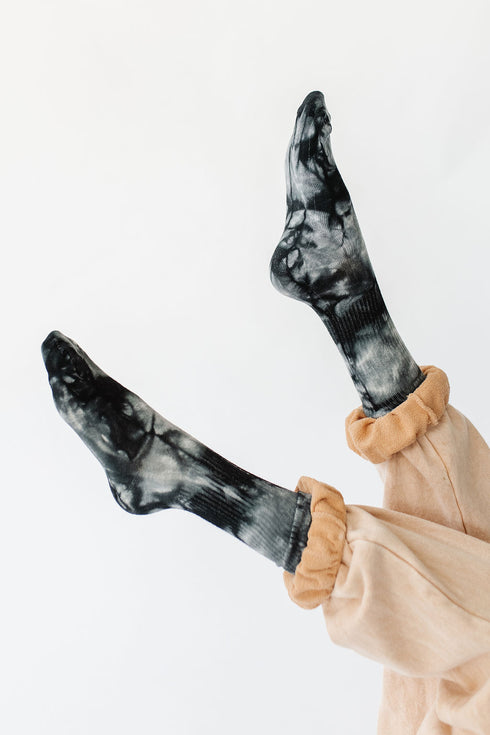 Play It Loud Tie Dye Socks// Black *RESTOCKED*