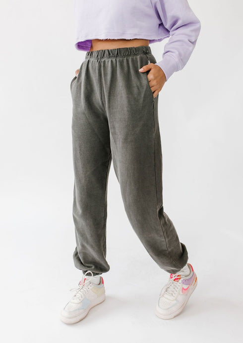 Vibe Check Washed Pant// Charcoal