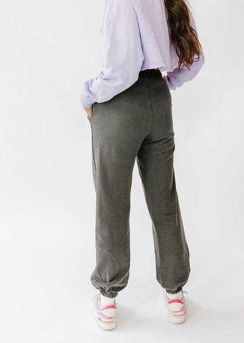 Vibe Check Washed Pant// Charcoal