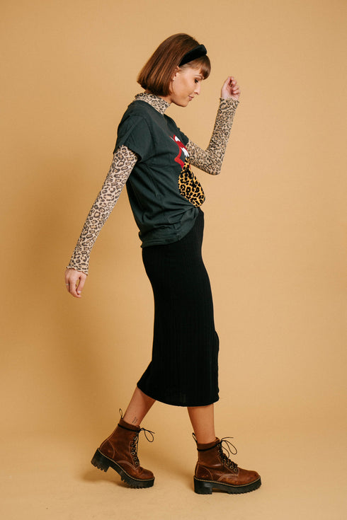 Shine Bright Ribbed Skirt// Black