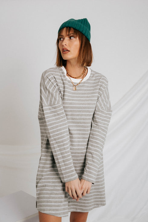 Electric Feel Tee Dress// Gray