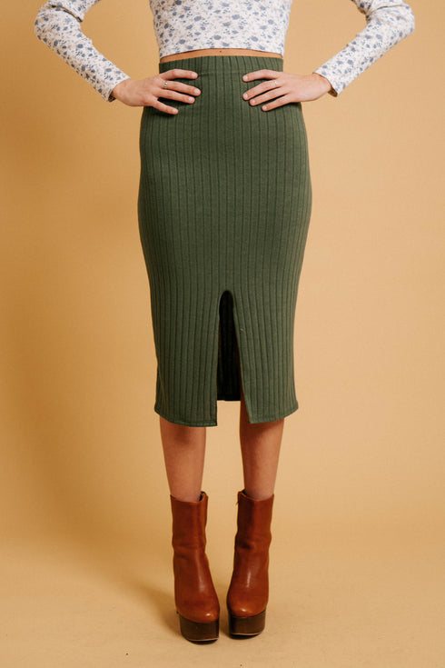 Shine Bright Ribbed Skirt// Olive