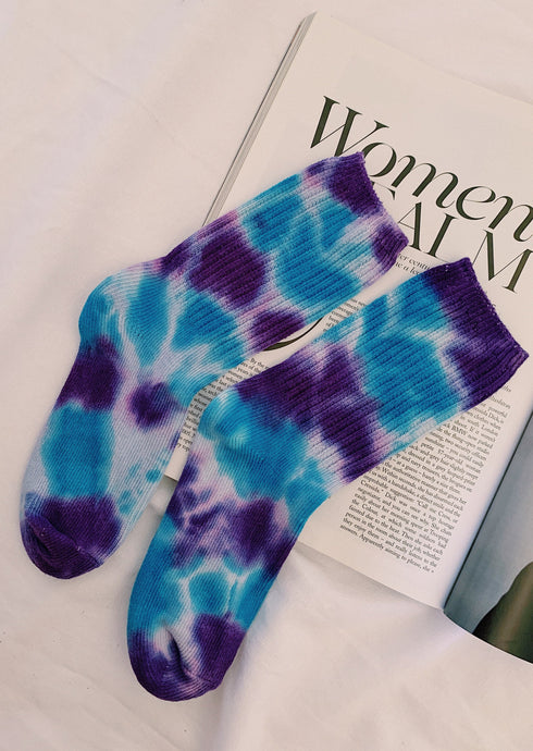 Play It Loud Tie Dye Socks// Purple Combo
