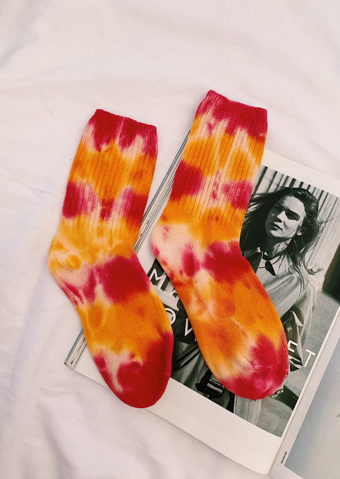 Play It Loud Tie Dye Socks// Orange Combo