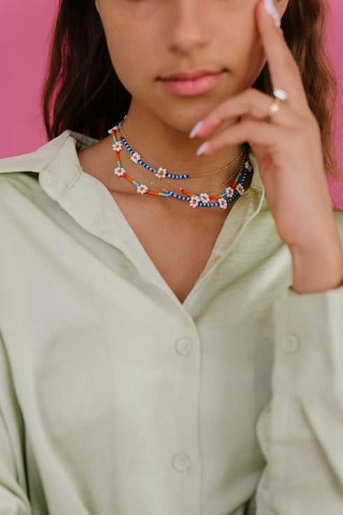 Daisy Daze Beaded Choker // Rainbow