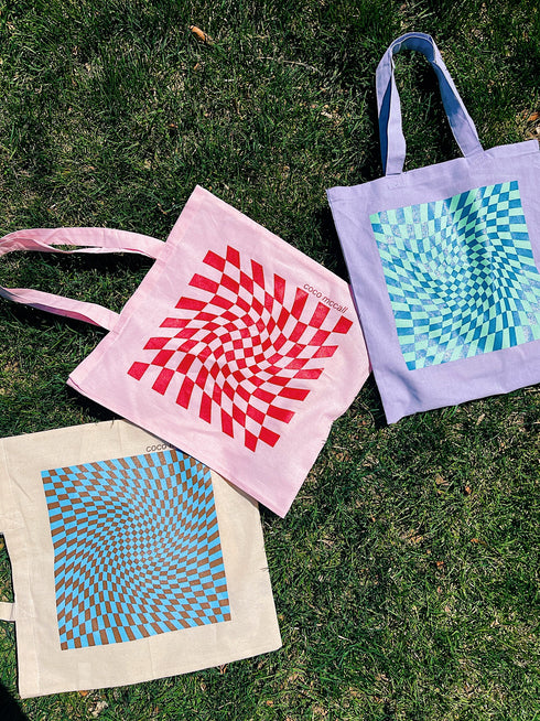 The Psychedelic Coco Tote// Pink
