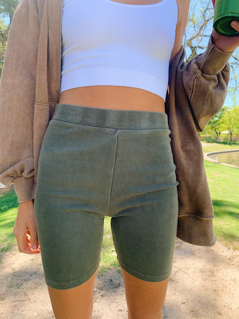 Switch Up Biker Short// Olive