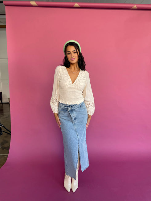 Sun Drenched Floral Top// Cream