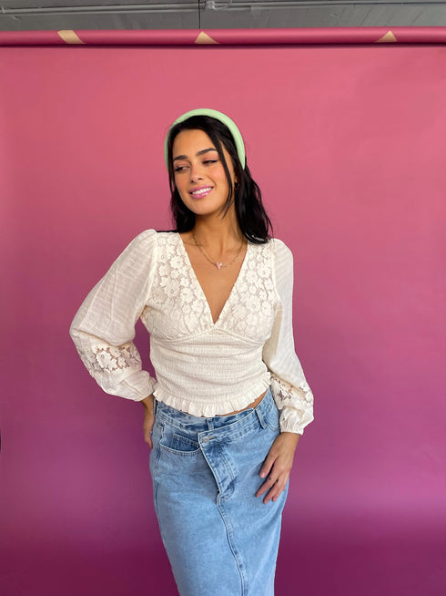 Sun Drenched Floral Top// Cream