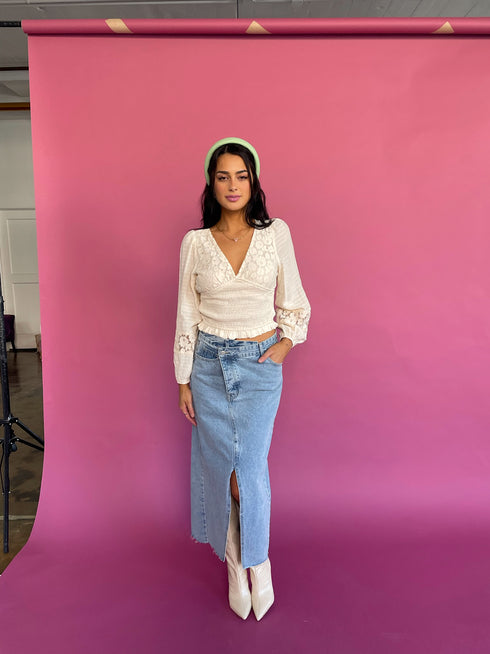 Sun Drenched Floral Top// Cream