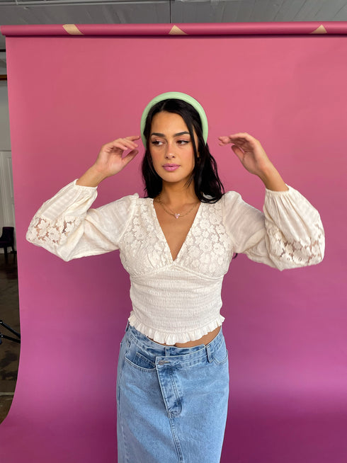 Sun Drenched Floral Top// Cream