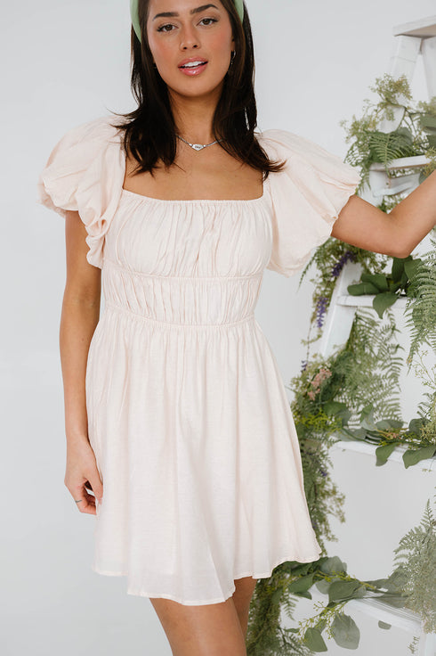 Sun Seeker Dress// Cream