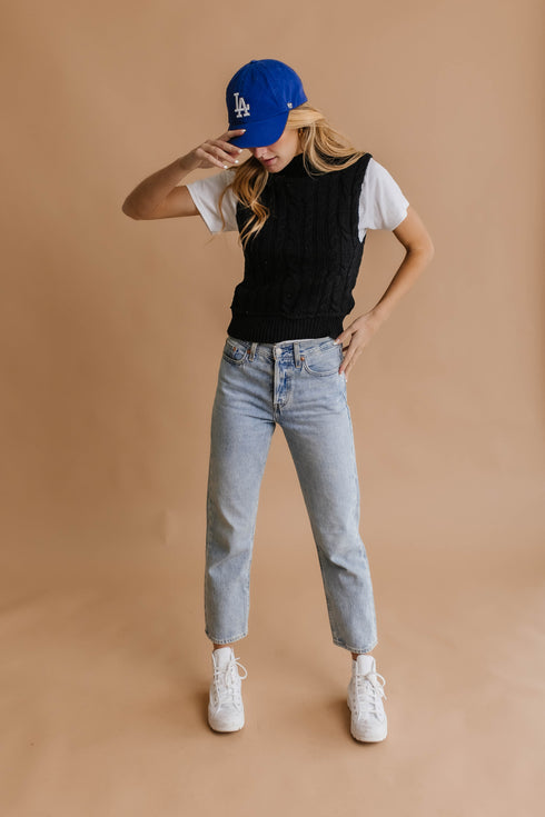 Snow Bunny Knit Vest// Black