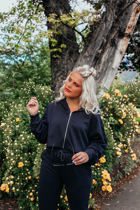 Playing To Win Cropped Hoodie// Ink