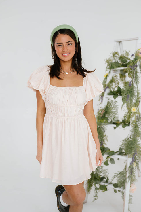 Sun Seeker Dress// Cream