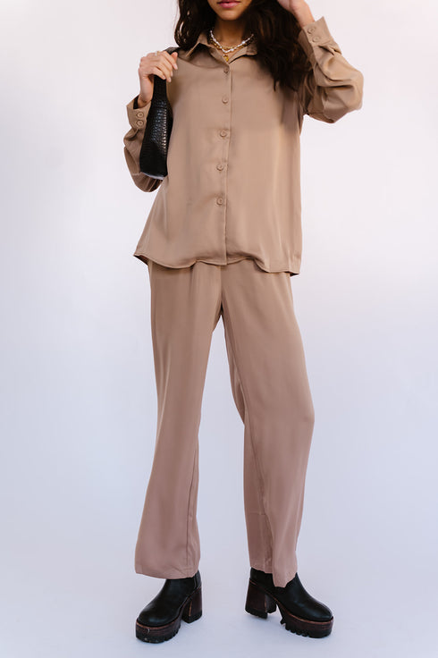 After Midnight Satin Top// Mocha