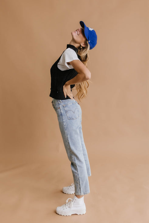 Snow Bunny Knit Vest// Black